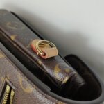 Louis Vuitton Pochette Metis — фото 12