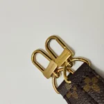 Louis Vuitton Pochette Metis (Луи Виттон) — фото 13