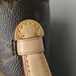 Louis Vuitton Pochette Metis (Луи Виттон) — фото 14