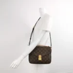 Louis Vuitton Pochette Metis (Луи Виттон) — фото 2