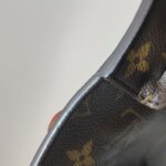 Louis Vuitton Pochette Metis Monogram S-lock — фото 24