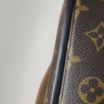 Louis Vuitton Pochette Metis Monogram S-lock — фото 25