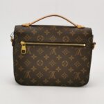 Louis Vuitton Pochette Metis Monogram S-lock — фото 5