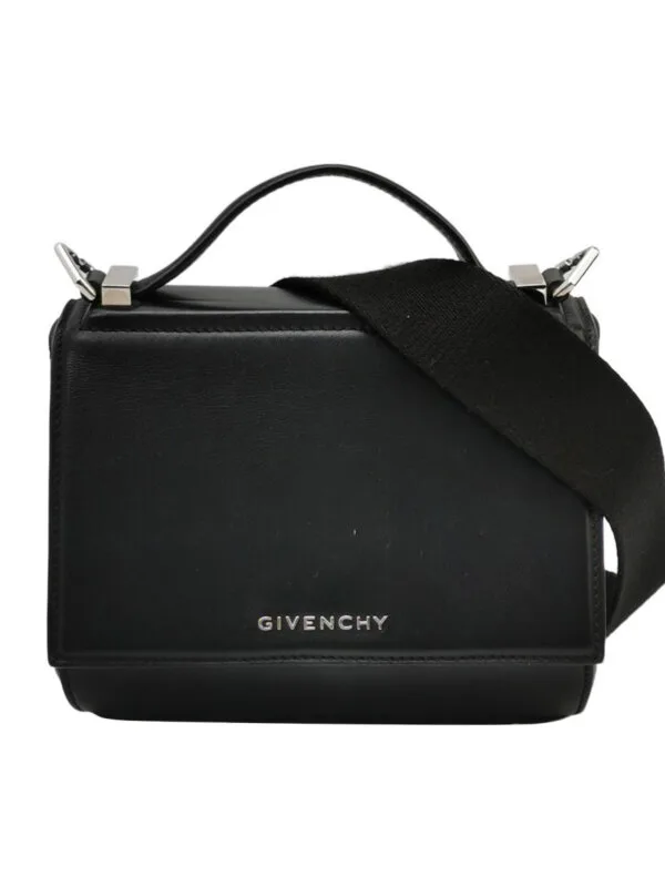 Винтажная сумка Givenchy Calfskin Logo Crossbody