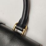 Louis Vuitton Locky BB — фото 15