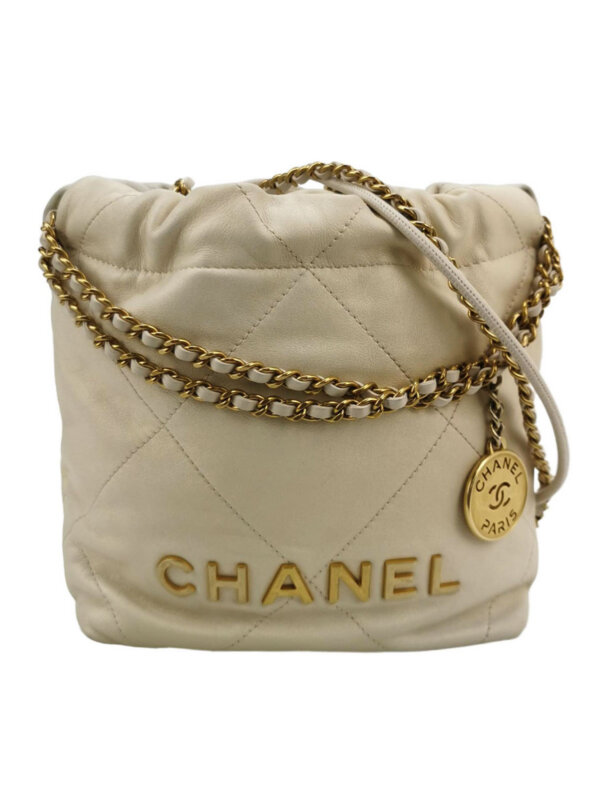 Chanel 22 Bag Logo