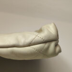 Chanel 22 Bag Logo — фото 15