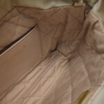 Chanel 22 Bag Logo — фото 9