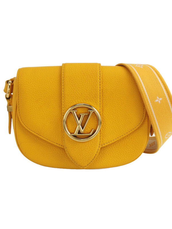 Louis Vuitton Leather Crossbody — продано