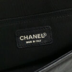 Chanel Lambskin Shoulder Bag — фото 8