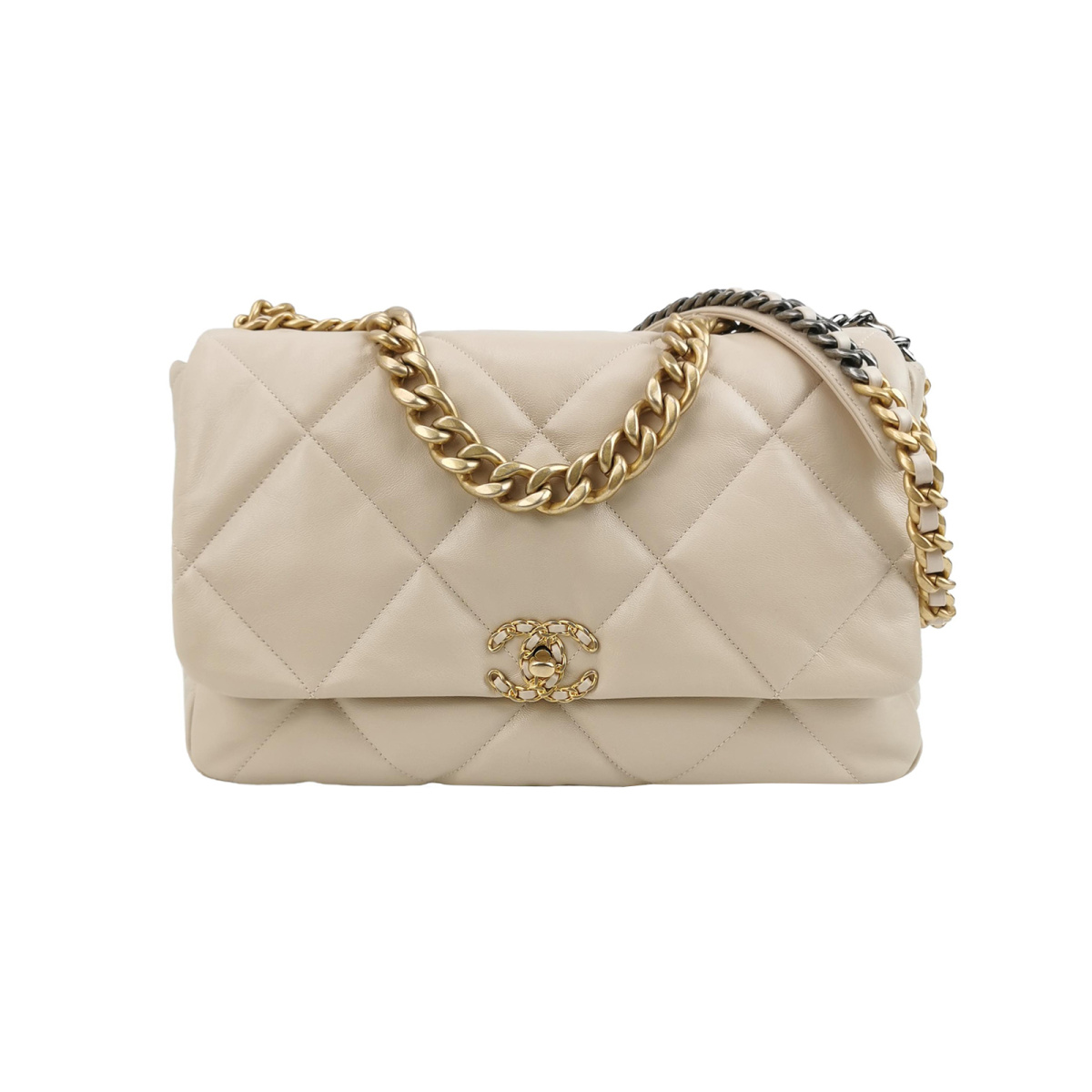 Chanel 19 Maxi — продано