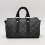 Louis Vuitton Keepall 25 Monogram — фото 5