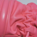 Alexander McQueen The Soft Curve Logo — фото 18