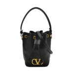 Valentino Garavani V logo Logo — миниатюра 1