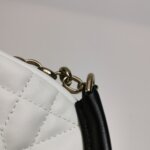Dior Vibe Hobo Bag — фото 14