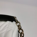 Dior Vibe Hobo Bag — фото 15