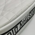 Dior Vibe Hobo Bag — фото 17