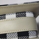 Burberry Shoulder Bag — фото 15