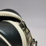 Valentino Garavani Logo Crossbody — фото 15