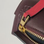 Loewe T Pouch logo — фото 8