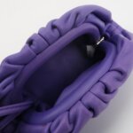 Bottega Veneta Pouch — фото 7