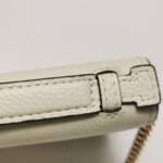 Valentino Garavani V logo V Logo — фото 17