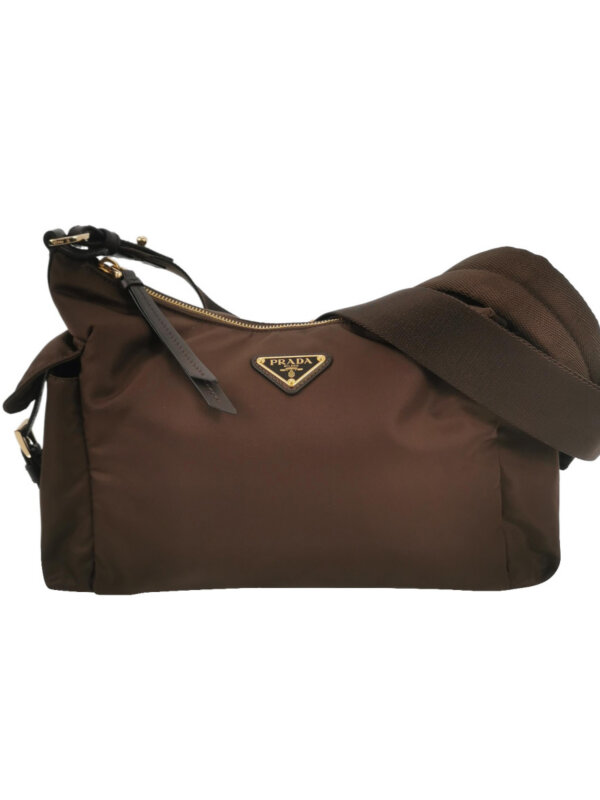 Prada Explore — продано