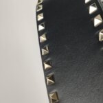 Valentino Garavani Bucket Bag — фото 14