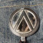 Valentino Garavani Logo Shoulder Bag — фото 11