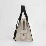 Prada Esplanade — фото 3