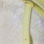 Givenchy Voyou Logo — фото 17