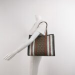 Burberry TBTBTB — фото 2