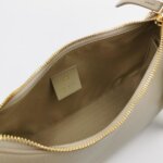 Givenchy Lucky Lock logo — фото 7