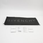 Givenchy Lucky Lock logo — фото 9