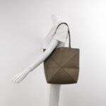 Loewe Puzzle Fold logo — фото 2