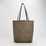 Loewe Puzzle Fold logo — фото 5