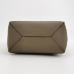 Loewe Puzzle Fold logo — фото 6