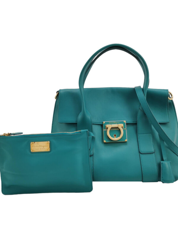 Винтажная сумка Ferragamo Gancino