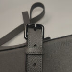 Burberry Logo Crossbody — фото 15