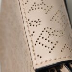 Burberry Logo Crossbody — фото 18