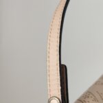 Burberry Logo Crossbody — фото 19