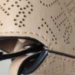 Burberry Logo Crossbody — фото 22