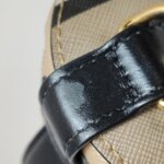 Burberry The Barrel Logo — фото 17