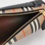 Burberry The Barrel Logo — фото 7