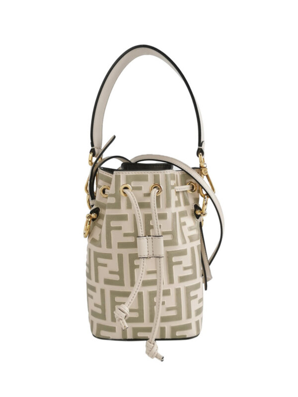 Fendi Mon Tresor F — продано