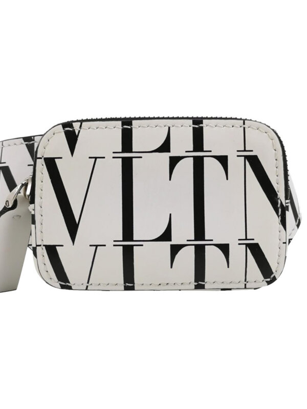 Bottega Veneta Logo Belt Bag — продано