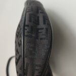 Fendi Logo Shoulder Bag — фото 17