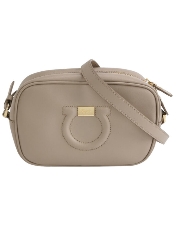 Ferragamo Crossbody — продано