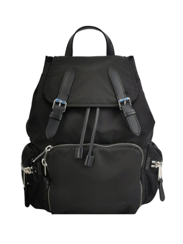 Burberry Rucksack — продано