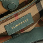 Burberry Elmstone logo — фото 8